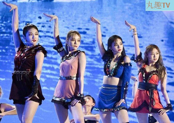 aespa 舞台被疑假跳引争议, 网友: 听说过假唱没听说过假跳 aespa 舞台被疑假跳引争议, 网友: 听说过假唱没听说过假跳