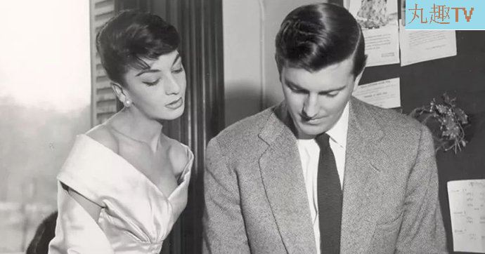 纪梵希赫本照片